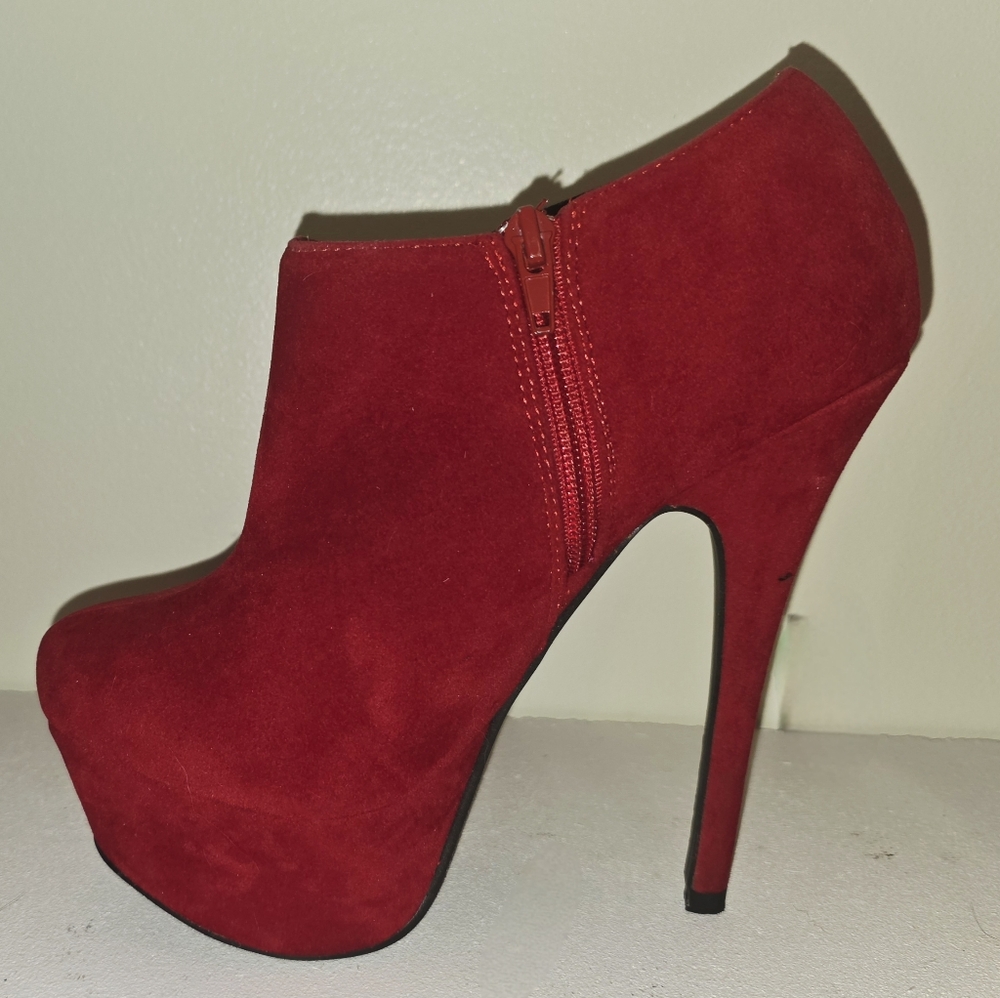 Red Faux Suede Stiletto Booties Sz 8